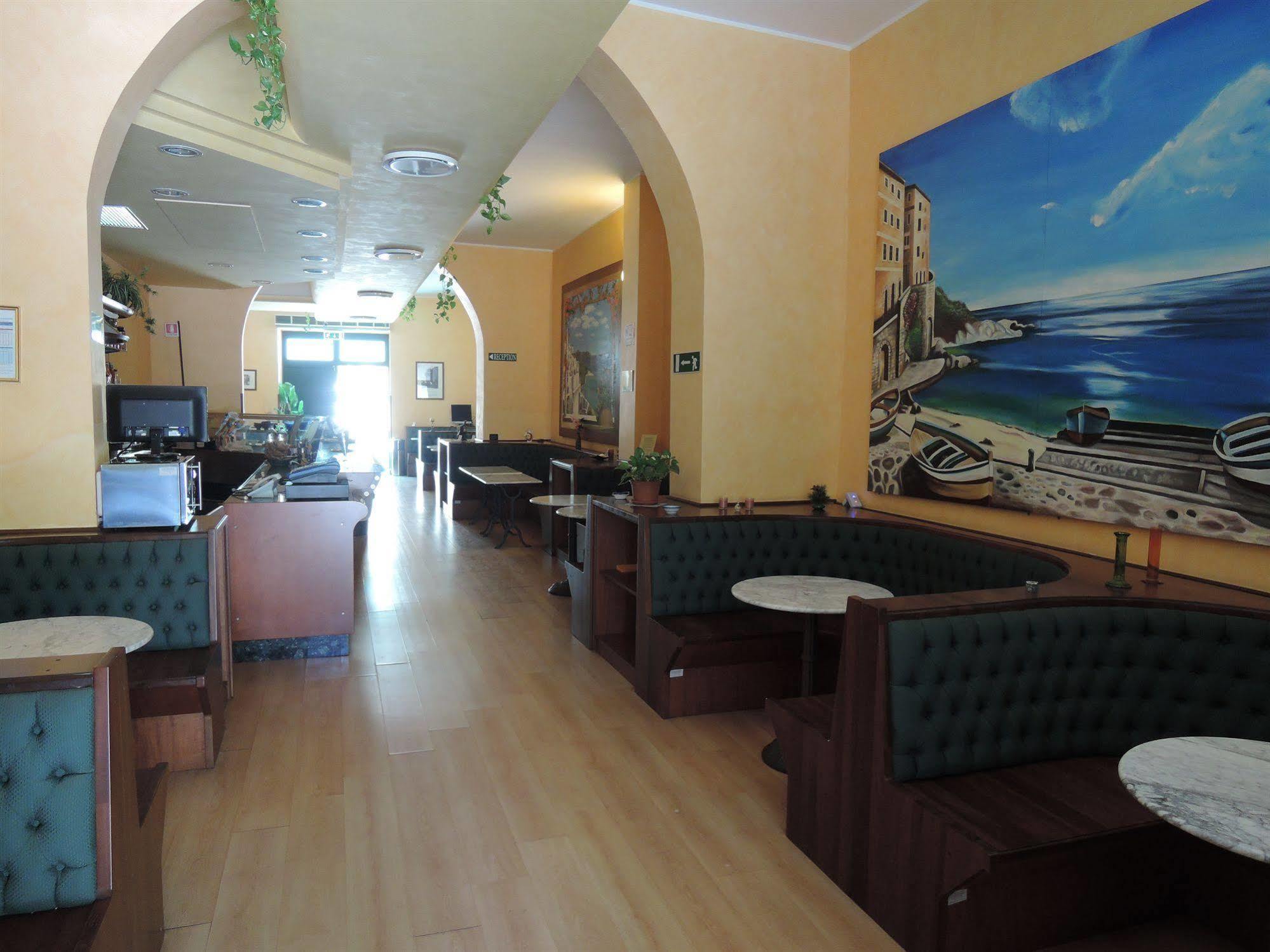 Villa Scaduto Residence บาเกเรีย ภายนอก รูปภาพ
